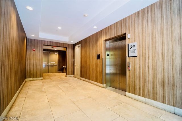 50 East Serene Avenue 105, Las Vegas, NV 89123