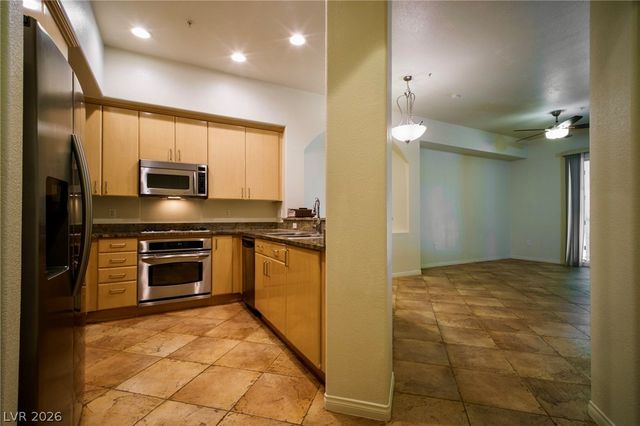 50 East Serene Avenue 105, Las Vegas, NV 89123