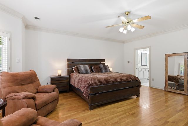 7695 CHAPEL RIDGE DR, Memphis, TN 38016