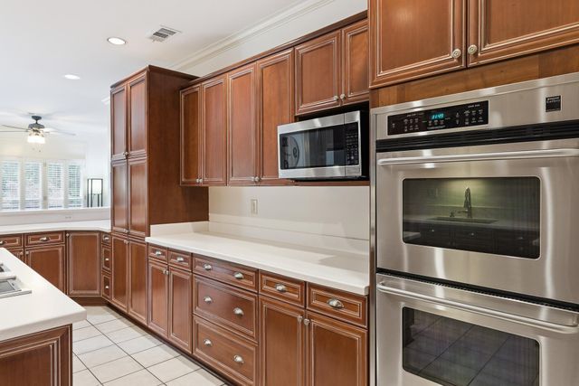 7695 CHAPEL RIDGE DR, Memphis, TN 38016