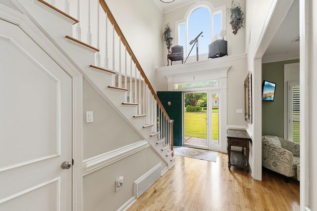 7695 CHAPEL RIDGE DR, Memphis, TN 38016