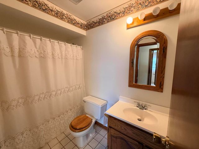1619 W 95th Avenue, Crown Point, IN 46307