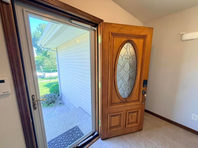 1619 W 95th Avenue, Crown Point, IN 46307