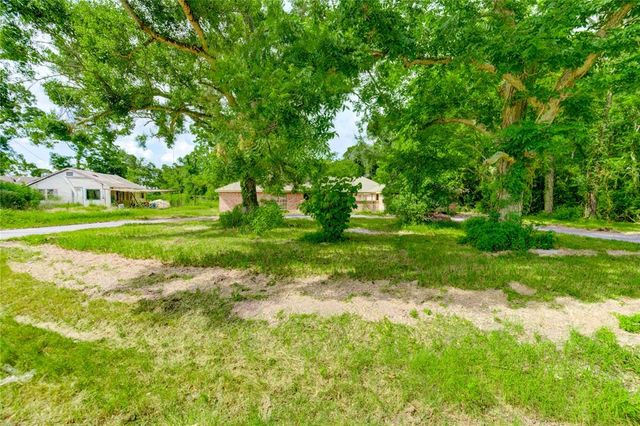 2109 County Road 353, Brazoria, TX 77422
