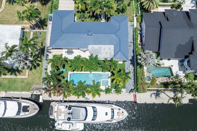 207 Royal Palm Drive, Fort Lauderdale, FL 33301