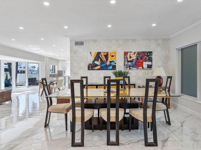 207 Royal Palm Drive, Fort Lauderdale, FL 33301