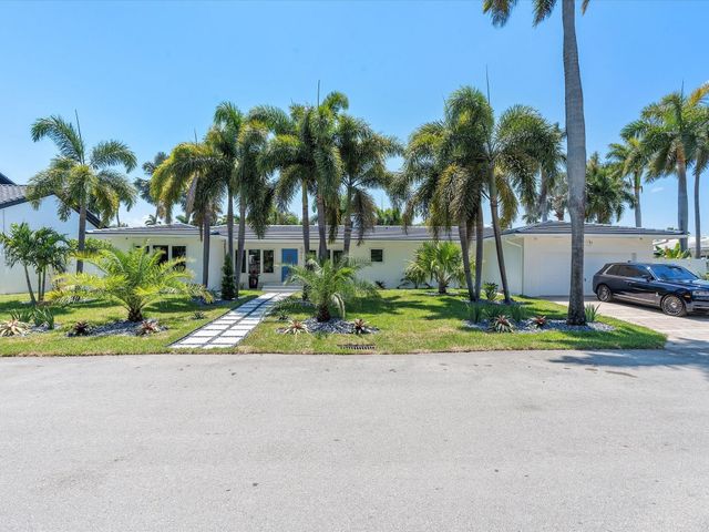 207 Royal Palm Drive, Fort Lauderdale, FL 33301