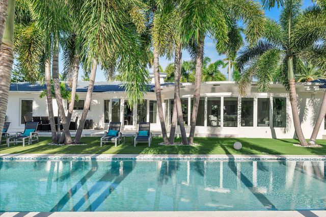 207 Royal Palm Drive, Fort Lauderdale, FL 33301