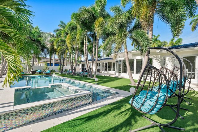 207 Royal Palm Drive, Fort Lauderdale, FL 33301