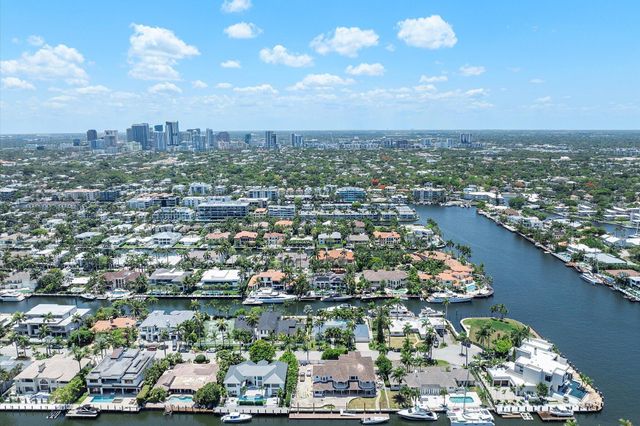 207 Royal Palm Drive, Fort Lauderdale, FL 33301
