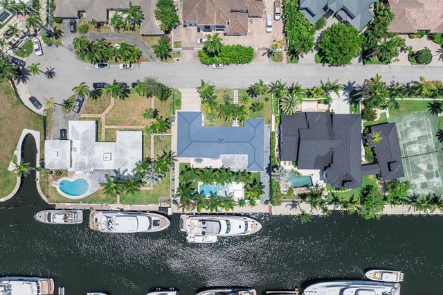 207 Royal Palm Drive, Fort Lauderdale, FL 33301