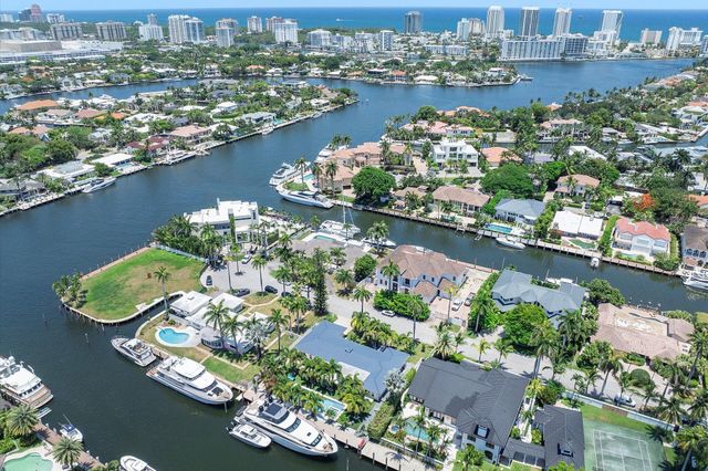 207 Royal Palm Drive, Fort Lauderdale, FL 33301