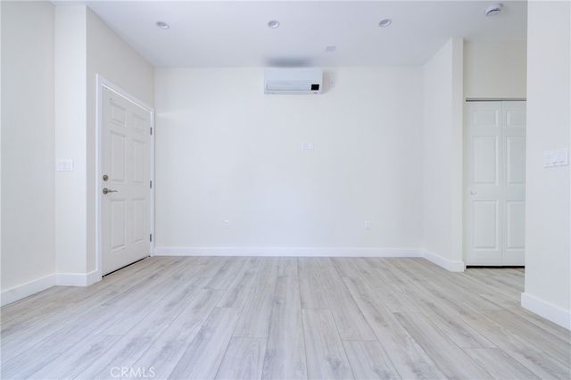 2947 West Blvd, Los Angeles, CA 90016