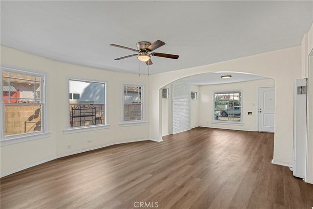 2947 West Blvd, Los Angeles, CA 90016