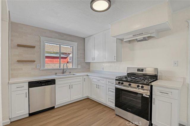 2947 West Blvd, Los Angeles, CA 90016