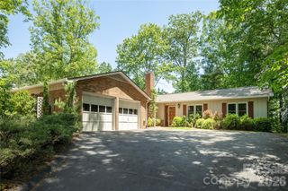 4 Galax Lane, Hendersonville, NC 28791