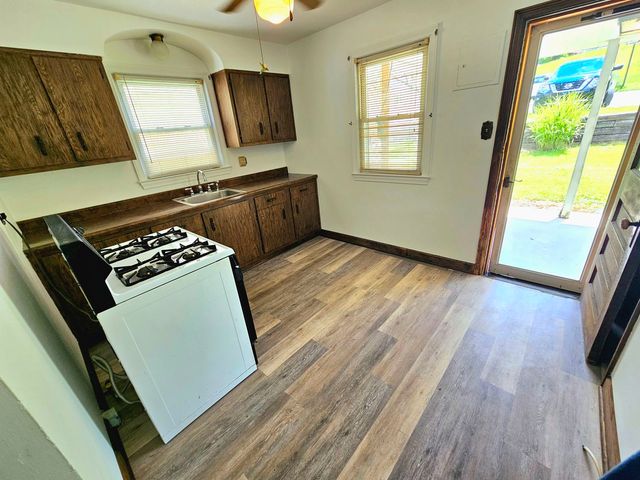 434 Cecil Street, Canonsburg, PA 15317