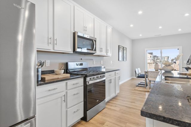 302 Honeysuckle Street, South Bloomfield, OH 43103