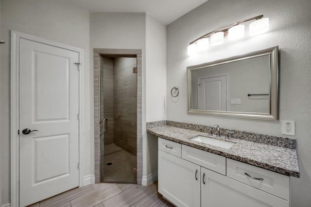719 Cherokee Drive, Conroe, TX 77316