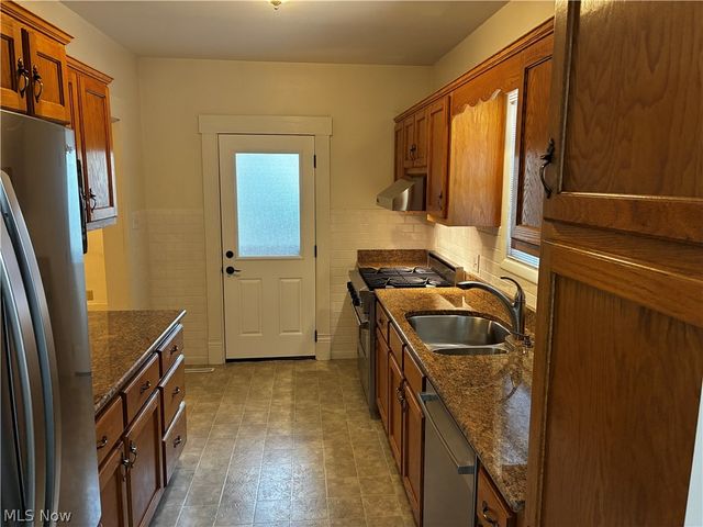 630 4th Street, Marietta, OH 45750