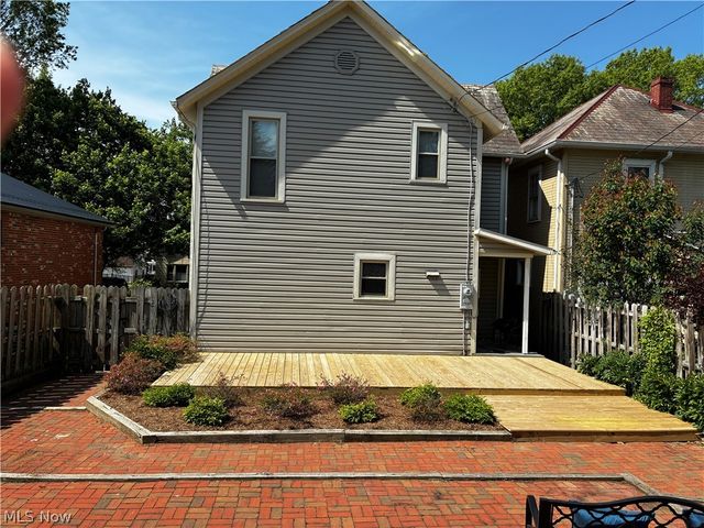 630 4th Street, Marietta, OH 45750
