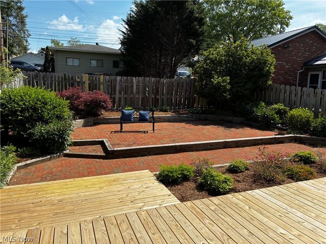 630 4th Street, Marietta, OH 45750