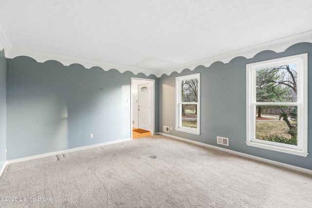 1414 Harrington Mill Rd, Shelbyville, KY 40065