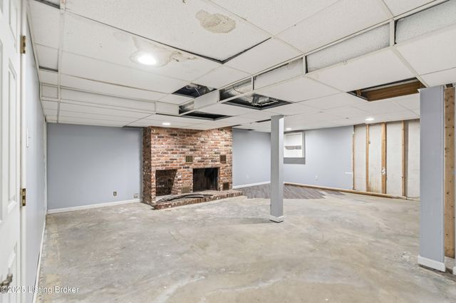 1414 Harrington Mill Rd, Shelbyville, KY 40065