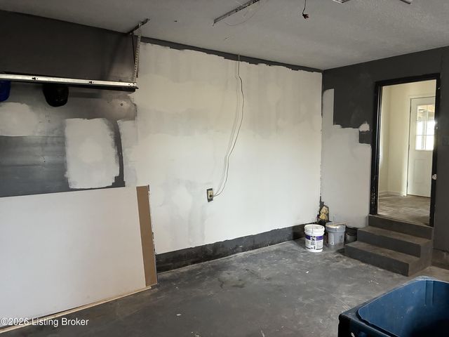 1414 Harrington Mill Rd, Shelbyville, KY 40065