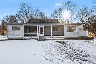 118 Schirmer Parkway, Buchanan, MI 49107