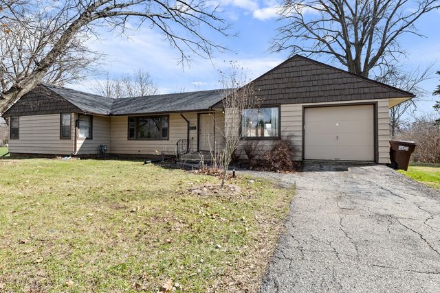 1502 River Bluff Boulevard, Rockford, IL 61103