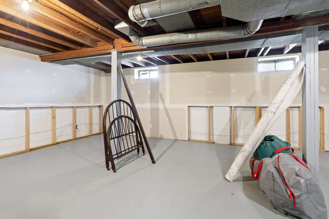 1502 River Bluff Boulevard, Rockford, IL 61103