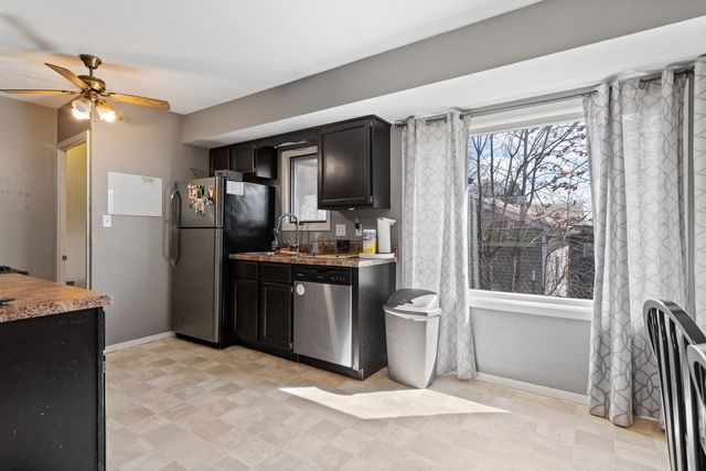 1502 River Bluff Boulevard, Rockford, IL 61103