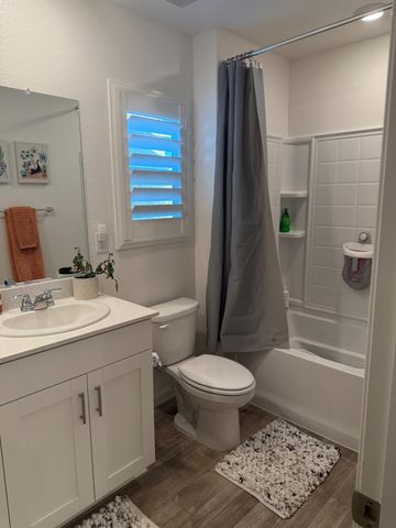 4230 Sierra St, Riverbank, CA 95367