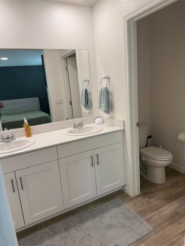 4230 Sierra St, Riverbank, CA 95367