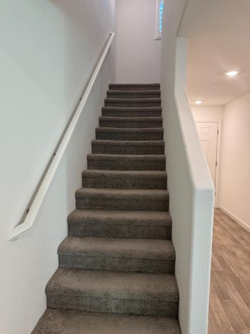 4230 Sierra St, Riverbank, CA 95367