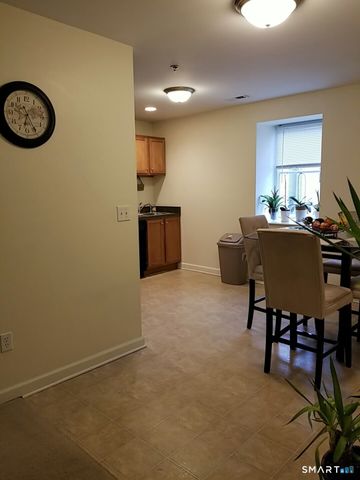 23 Scuppo Road 3-5, Danbury, CT 06811