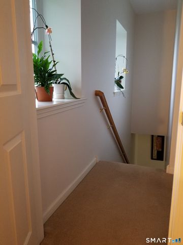 23 Scuppo Road 3-5, Danbury, CT 06811