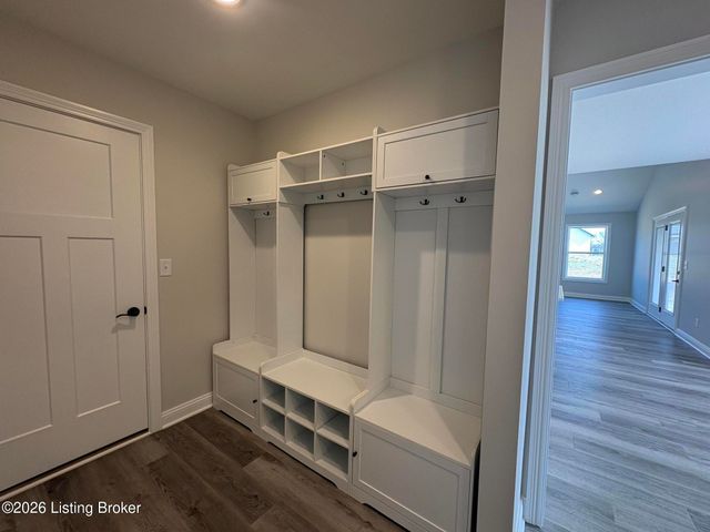 200 Wendover Ct, Bardstown, KY 40004