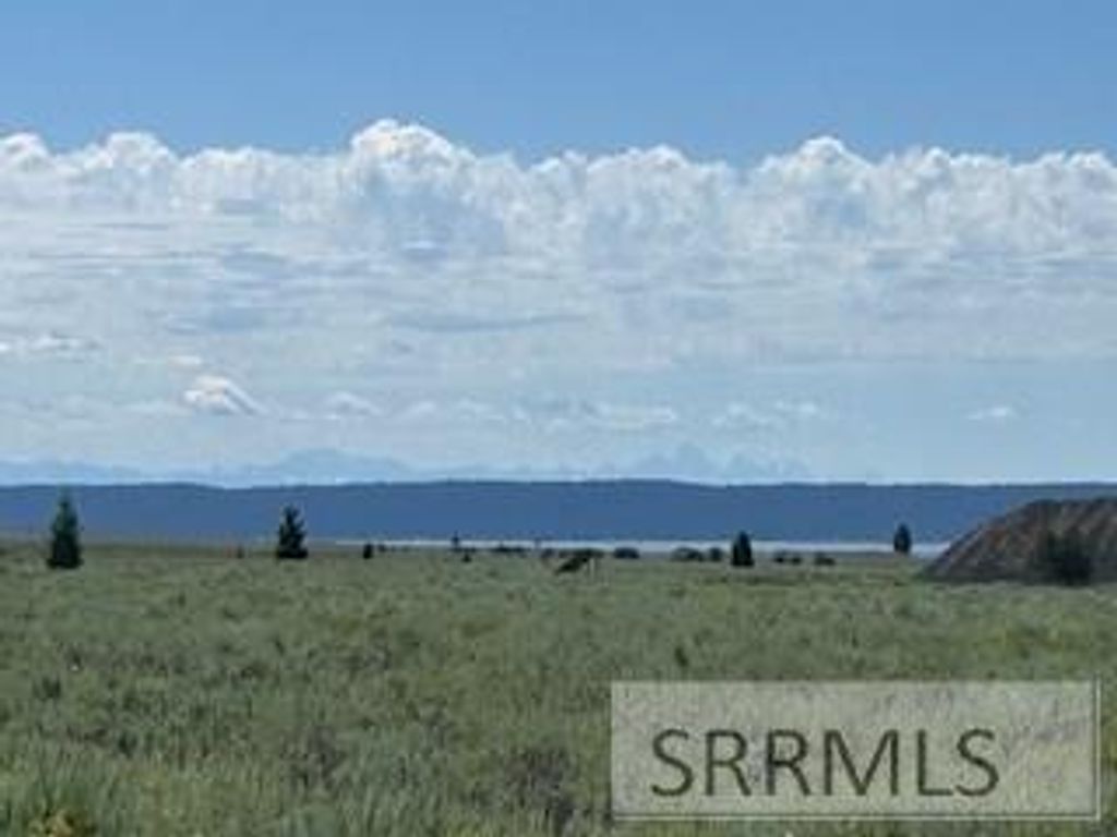 Image 13 of property listing at 2840 Morning Dew Drive, Island Park, ID 83429