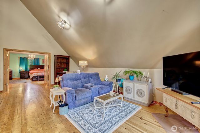 115 Kahlua Court, Camano Island, WA 98282