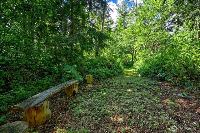 115 Kahlua Court, Camano Island, WA 98282