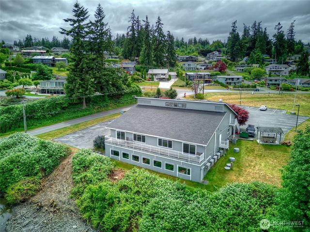 115 Kahlua Court, Camano Island, WA 98282