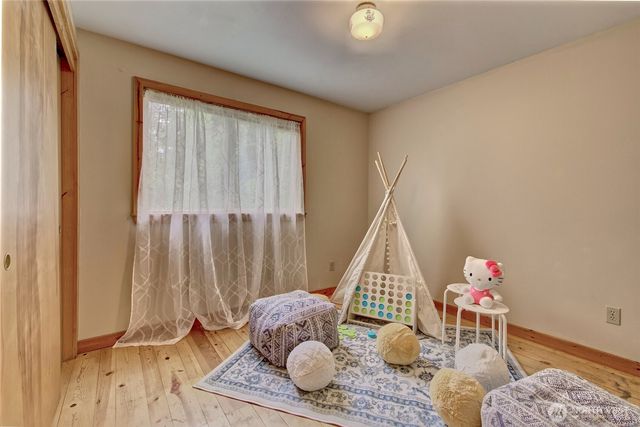 115 Kahlua Court, Camano Island, WA 98282
