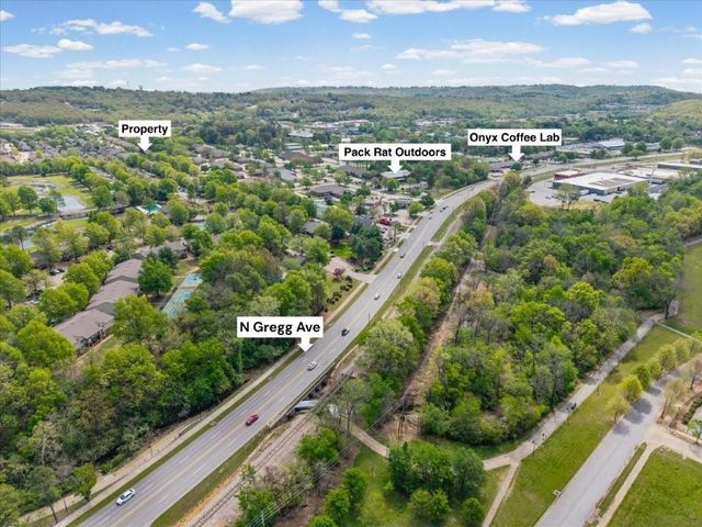 63 E Madrid Street, Fayetteville, AR 72703