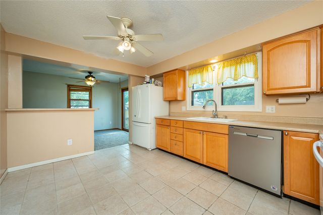 1201 4th Street NW, Altoona, IA 50009
