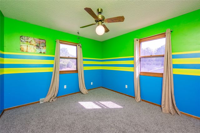 1201 4th Street NW, Altoona, IA 50009