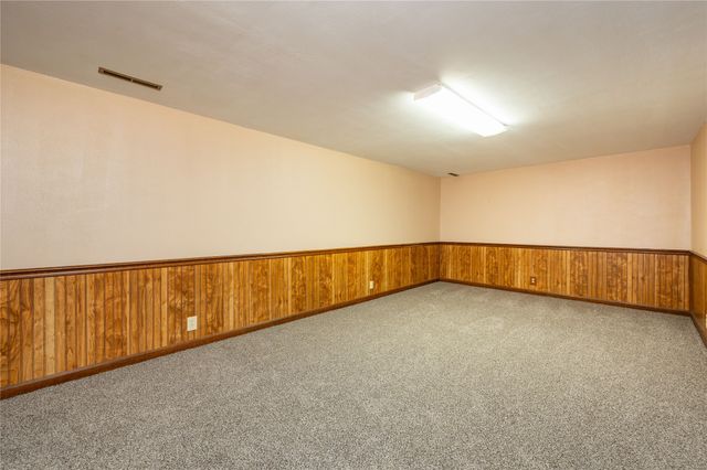 1201 4th Street NW, Altoona, IA 50009