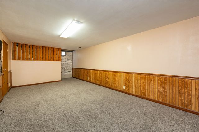 1201 4th Street NW, Altoona, IA 50009