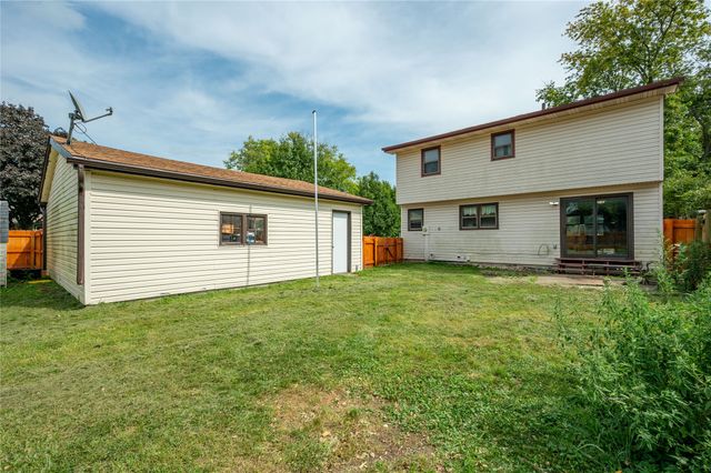 1201 4th Street NW, Altoona, IA 50009